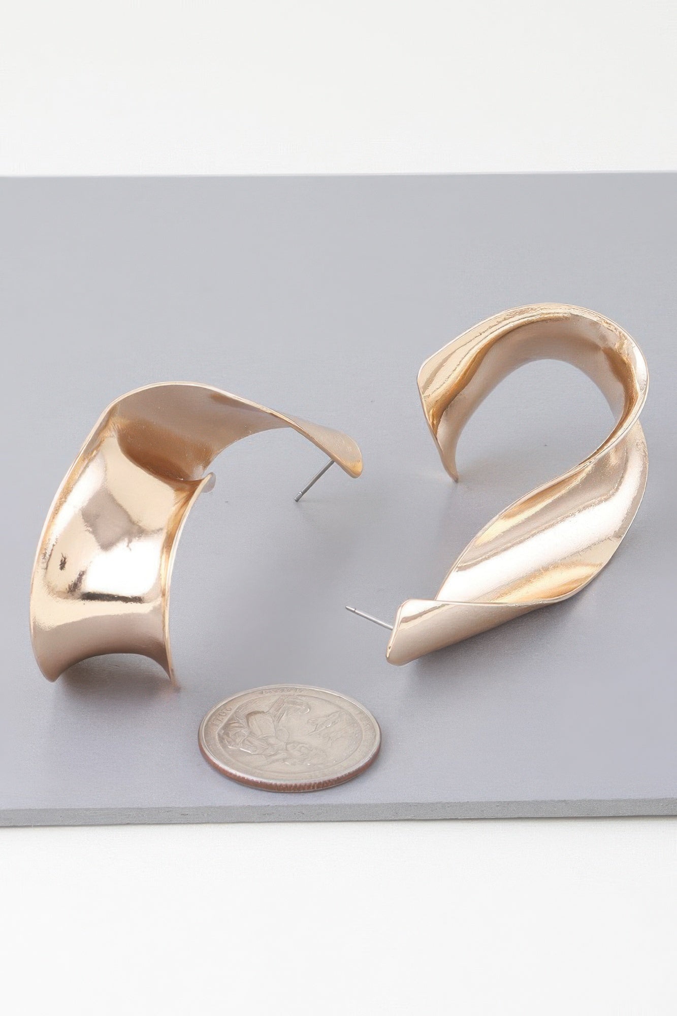 Silver earrings — Abstract Shiny Twisted Plate Earrings
