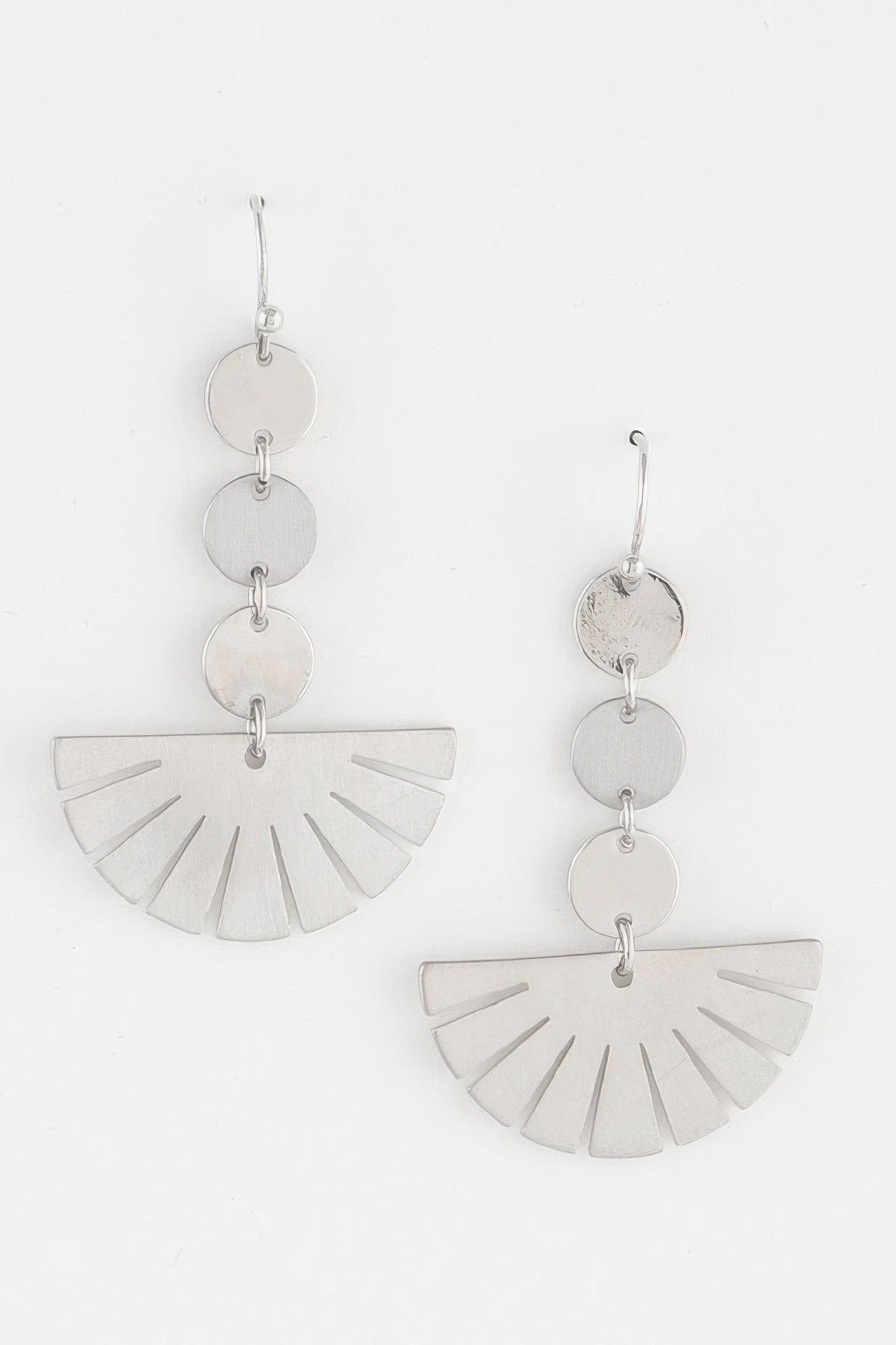 Gold earrings — Circle Flower Drop Earrings